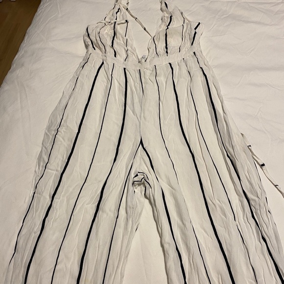 Faithfull the Brand white/black striped jumpsuit - Picture 5 of 6